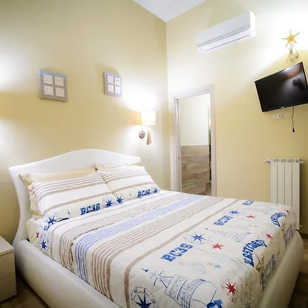 بيت للعطل A Portata Di Mare